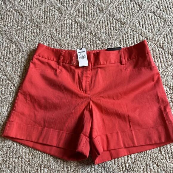 Womens Express ‎ Cuffed Chino Shorts Size 4 - NEW - Bright Coral Peach - Picture 1 of 4